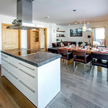 Luxurious In Tyrol With Garden Seating Appartement *
