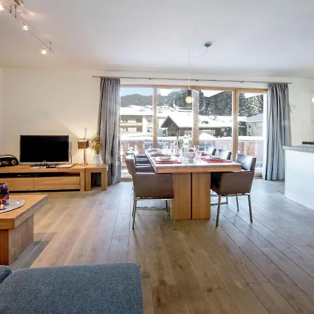 Appartement Luxurious In Tyrol With Garden Seating *