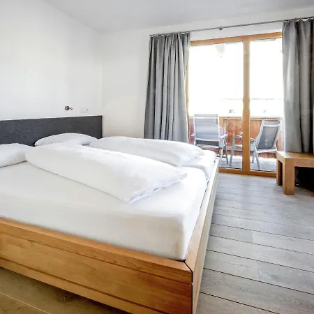 Luxurious In Tyrol With Garden Seating Apartment