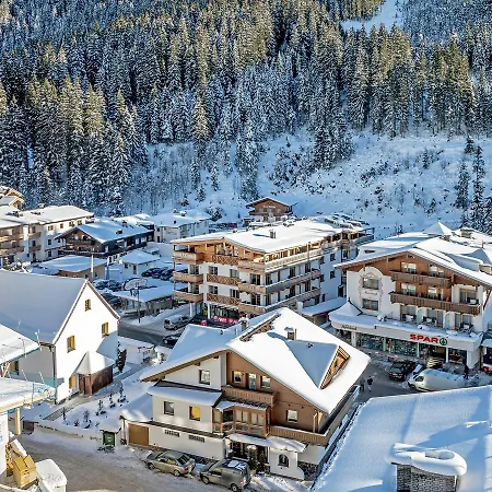 Appartement Luxurious In Tyrol With Garden Seating Gerlos